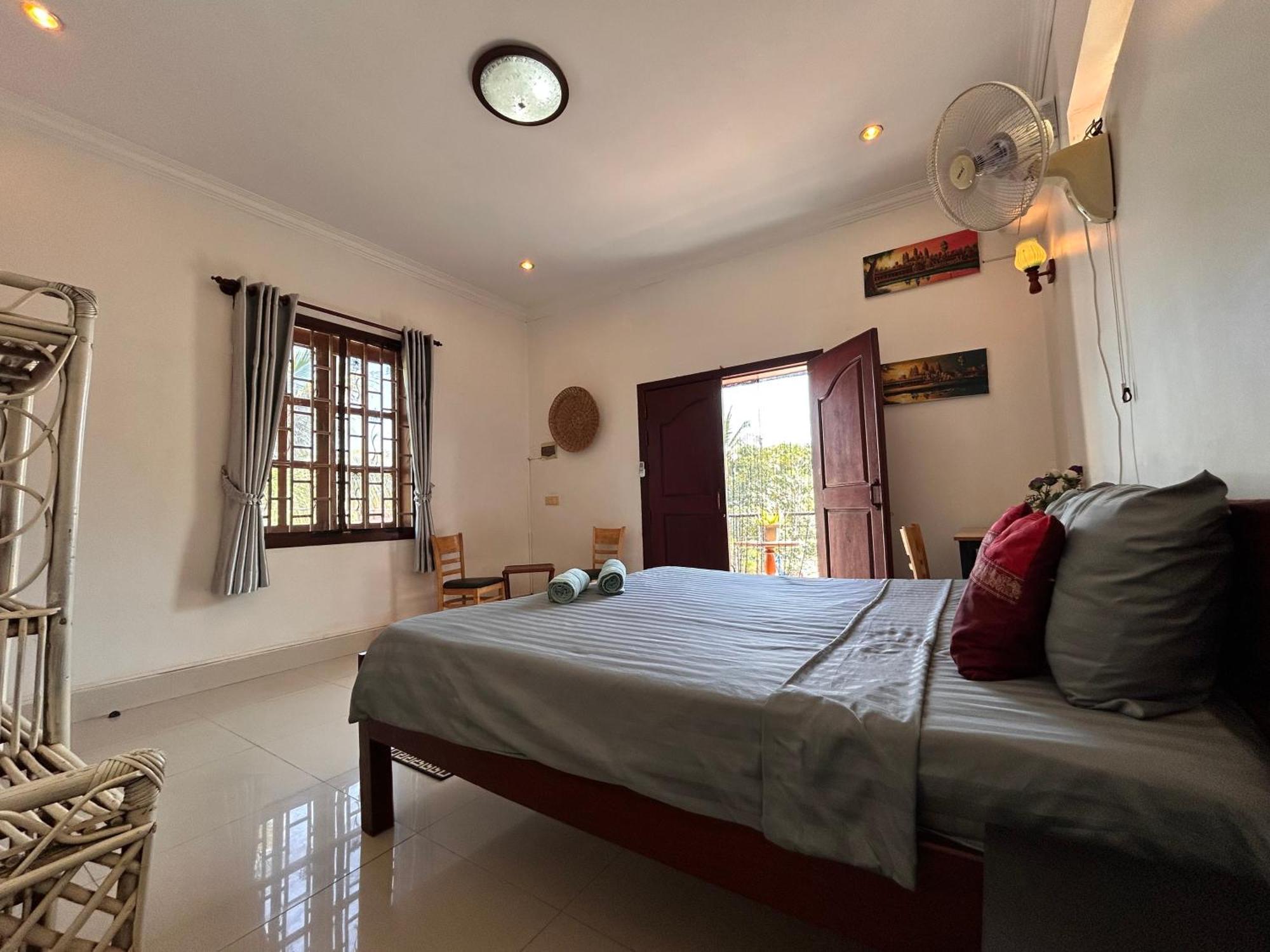 A Pousada Bed & Bedzzz Siem Reap Exterior foto