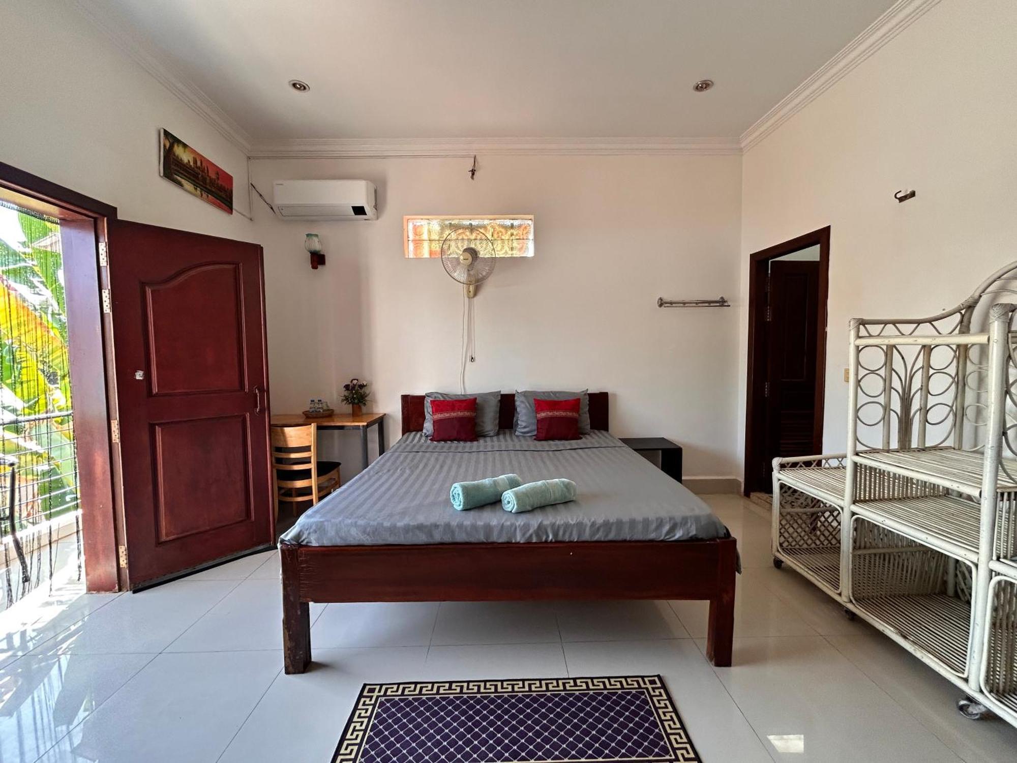 A Pousada Bed & Bedzzz Siem Reap Exterior foto